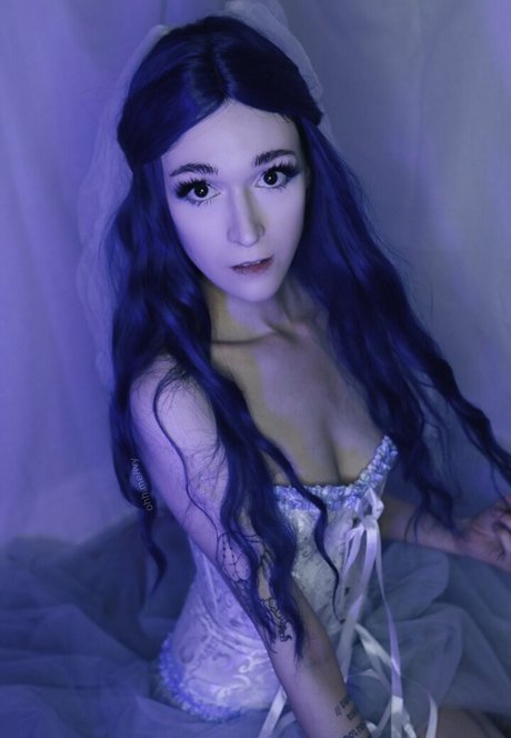 ivyaura エロティックなポルノスター 写真