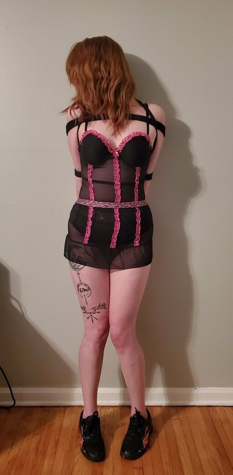 flow3r kitt3n 可愛いモデル 画像