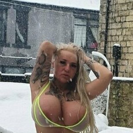 kirstywife 限定スター 写真