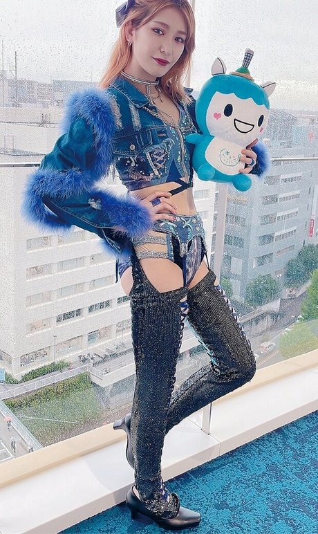 黒い肌のオンリーファンズ セクシーヌード 写真