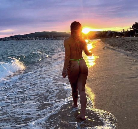 アナルトランスオンリーファンズ ホットセックス 画像