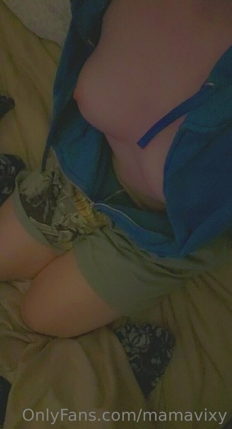 mamavixy モデル 写真