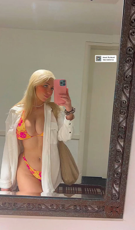 Kayla A 完璧なスター 写真