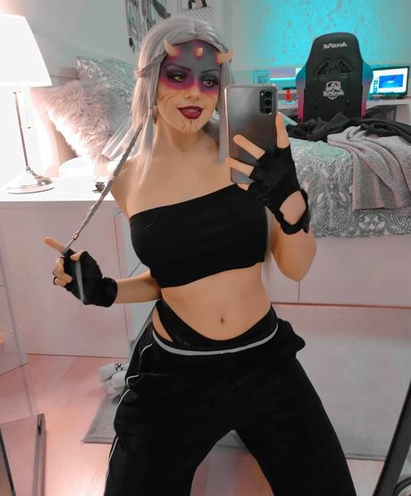 黒檀のお尻オンリーファンズ ホット裸 写真