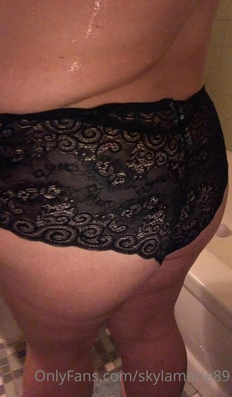 オナニー 潮吹き オンリーファンズ 美しいxxx 写真