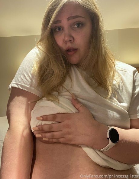 巨乳ゴスオンリーファンズ セクシーxxx 写真