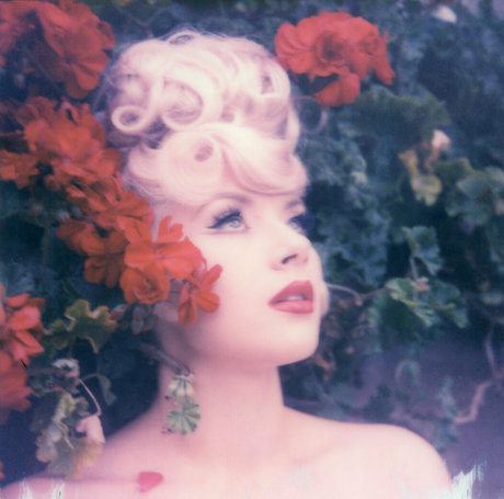 有名なレディボーイオンリーファンズ ポルノ 写真