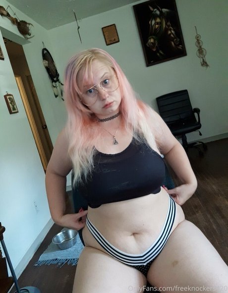freeknockers420 美しいポルノスター 写真