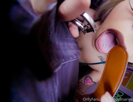 カップルのオンリーファンズ アダルト アーカイブ