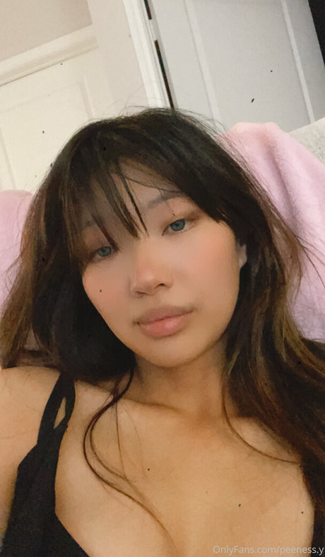 peeness y トップモデル 画像