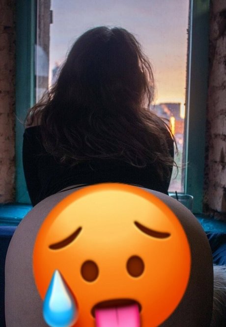 妻のアナルオンリーファンズ ホットヌード 写真