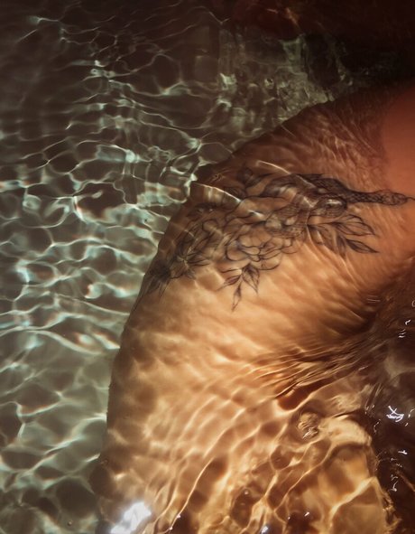 bellacherry69 top profile image