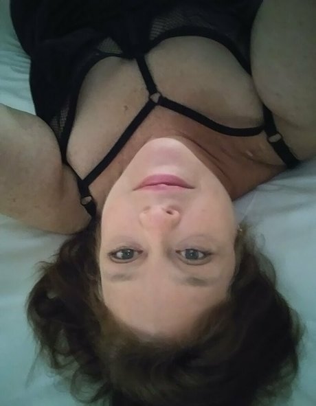 クーガー熟女オンリーファンズ 素敵 写真