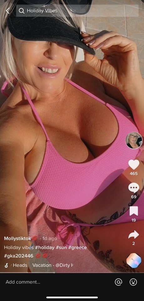 Mollyjfoxx ポルノスター 写真