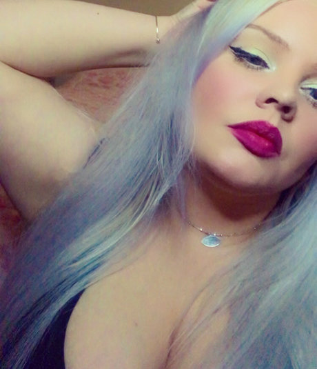 curvaceous barbie セクシー女優 画像