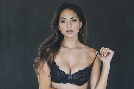 Christen Harper トップモデル 画像