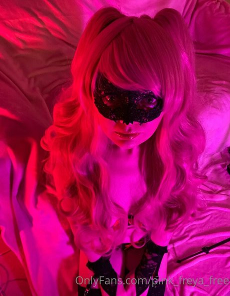 pink freya free アートモデル 画像