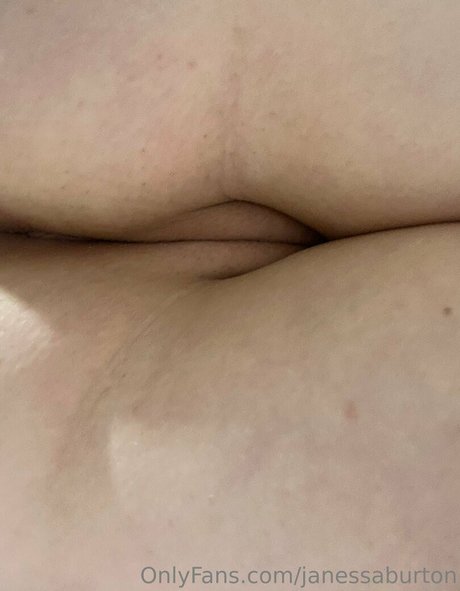 janessaburton 裸のスター 写真