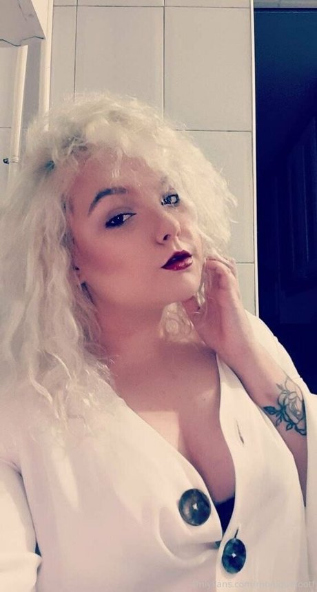 moniiquexxx 限定モデル 画像