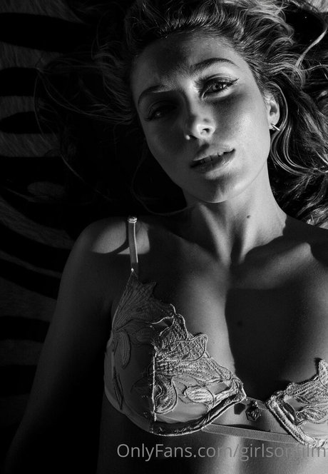 girlsonfilm セクシーモデル 画像