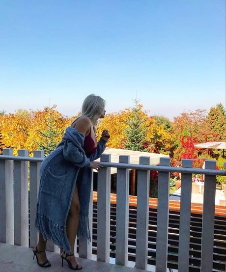 Andreea Ungur ポルノスター 無料 写真