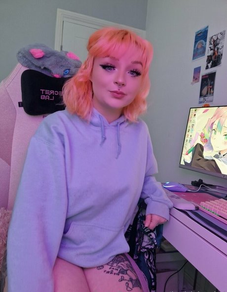 itskhloelol 無料モデル 写真