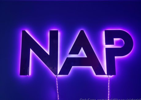 weldlikeababe アート女優 ギャラリー