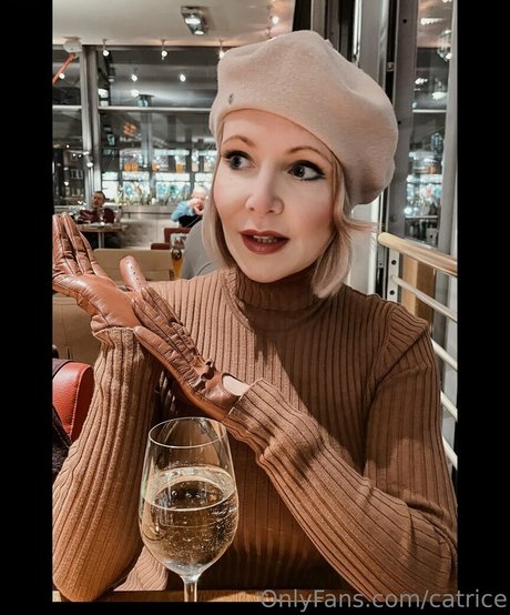 オンリーファンズで 無料 写真