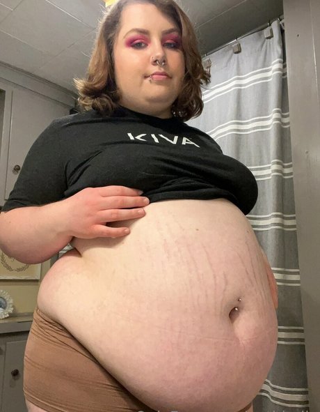 gothbelly ポルノスター 高品質 写真