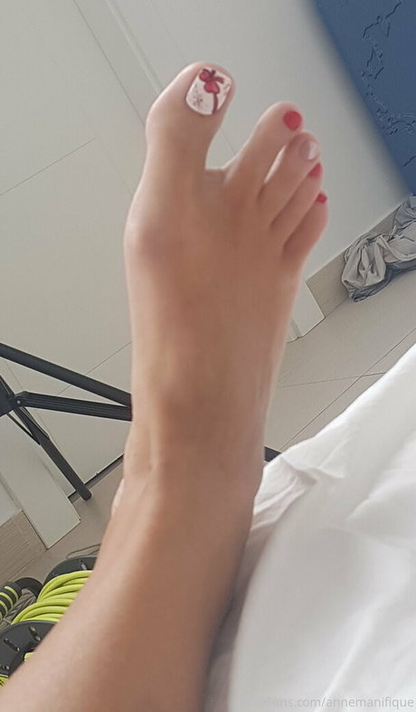 Annemanifique 無料女優 写真