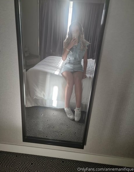 Annemanifique 完璧なポルノスター 画像