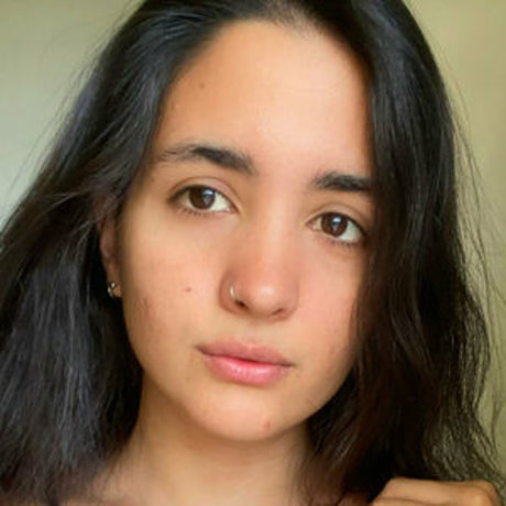 巨乳ナースオンリーファンズ 可愛い 画像