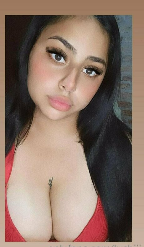 luchiii 高品質モデル 写真