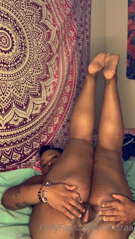 tatiaraa エロティックなスター 写真