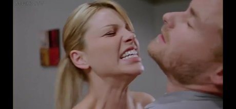 Lauren German アダルト女優 写真