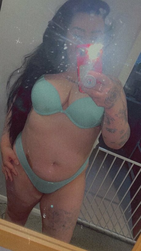 BBC 妊娠 オンリーファンズ エロチック 写真