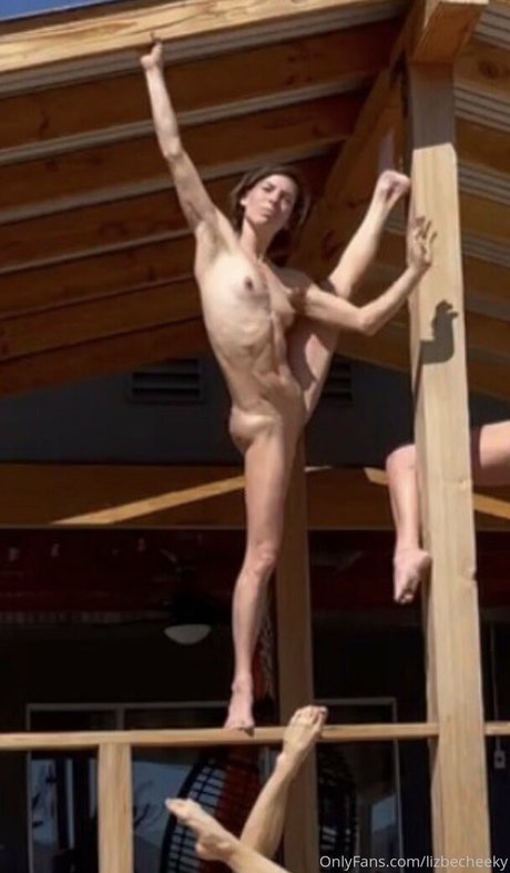 クローズアップマンコオンリーファンズ セクシーヌード 写真
