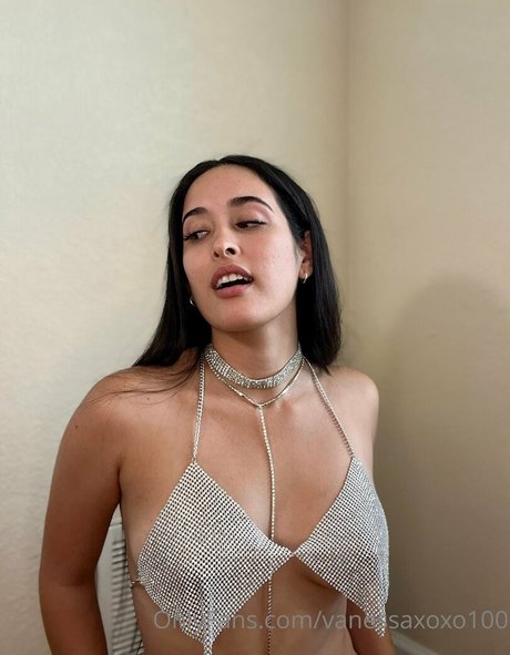 小さいチンポのシーメールオンリーファンズ ヌード 写真