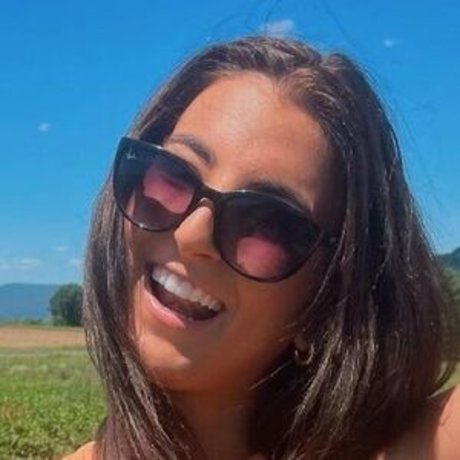Krystin Fulton 美しいモデル 画像
