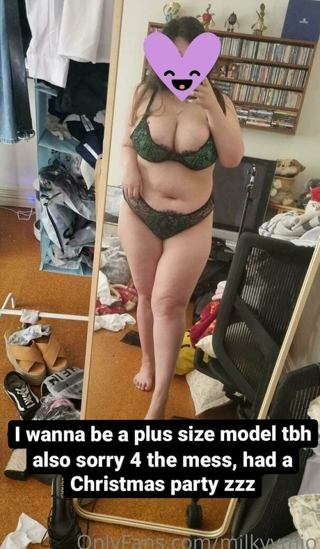 ママオンリーファン ホットヌード 画像