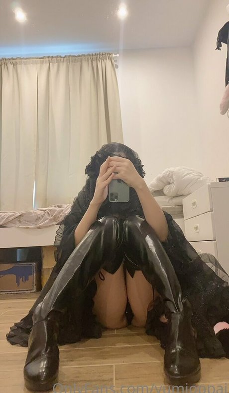 YumiOppai 完璧なスター 写真