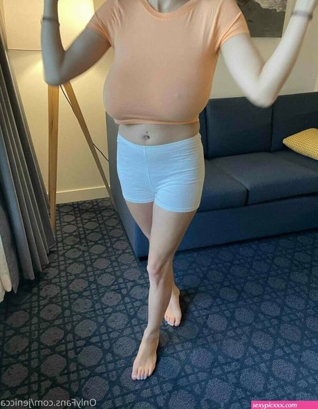 裸の写真 オンリーファンズ 無料ヌード 写真