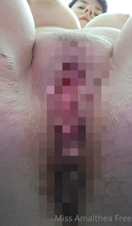 miss amalthea free top profile image
