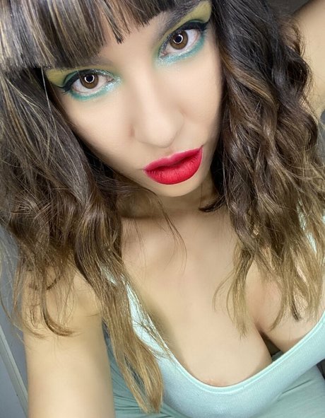 bellanatashaok ポルノスター 素敵 画像