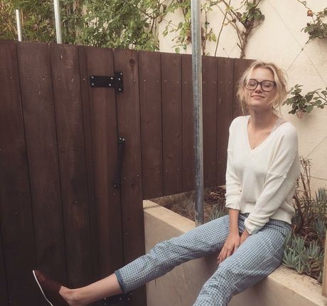 Virginia Gardner 完璧な女優 画像