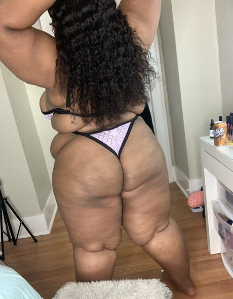 danekdanielle セックス女優 写真