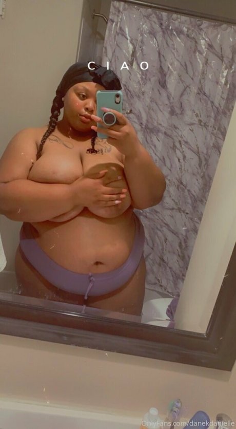 danekdanielle 高品質のポルノスター 写真