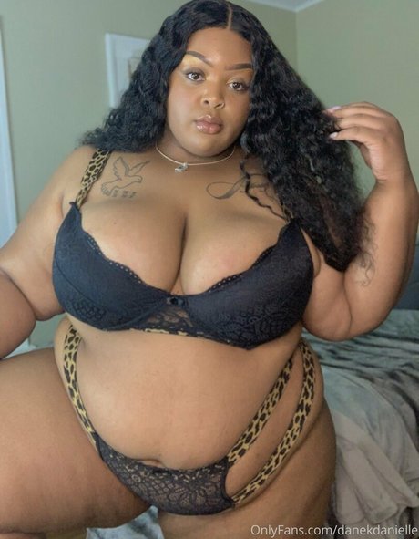 danekdanielle 最高のスター アーカイブ