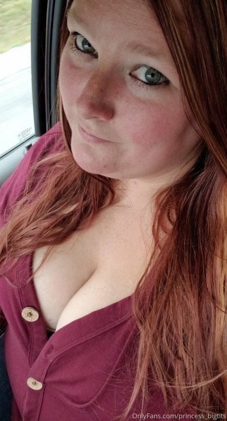 Princess Big Tits アダルトモデル 写真