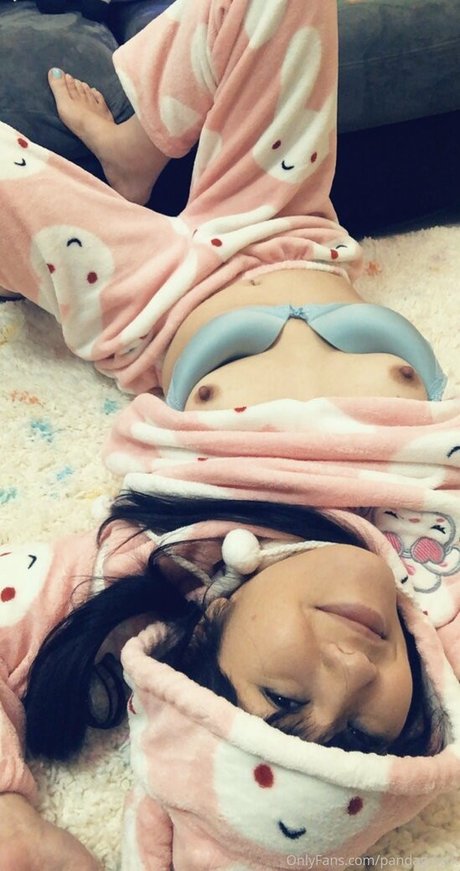 pandagrlxxx トップポルノスター 写真
